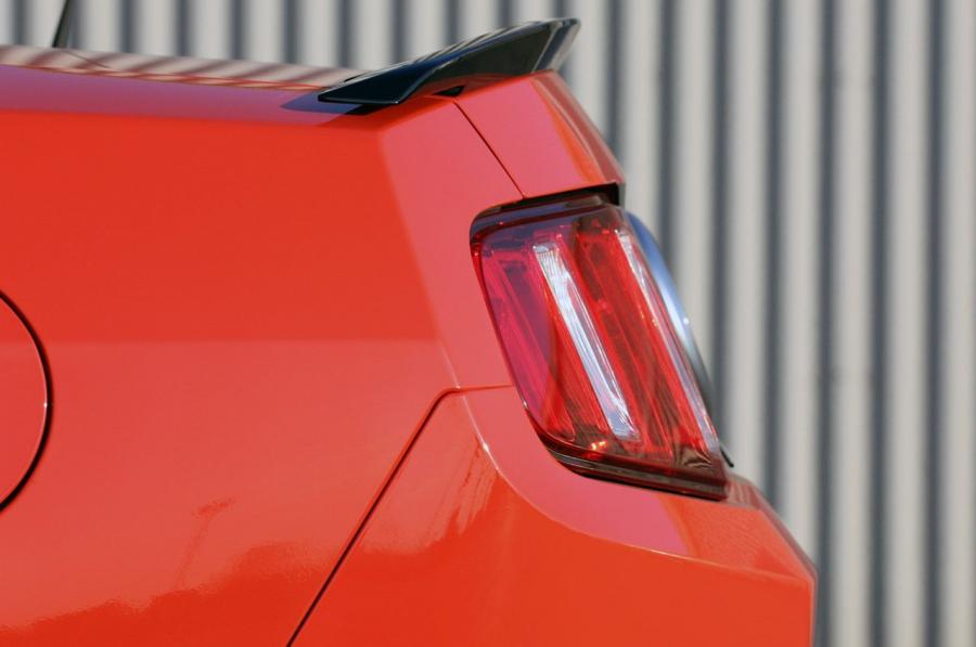  Ford Mustang Boss 302 2012 года  (фото 14 из 208)